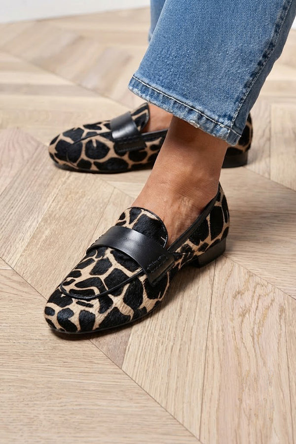 Leopard Print Low-cut Loafers-Consonak