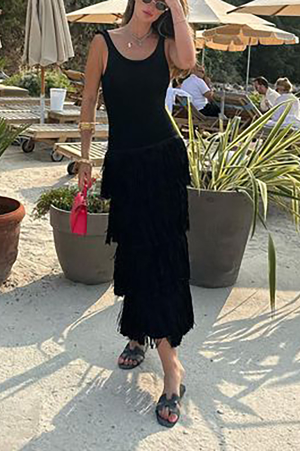 Solid Color Sleeveless Slim Fit Fringed Hem Knitted Midi Dress-consonak