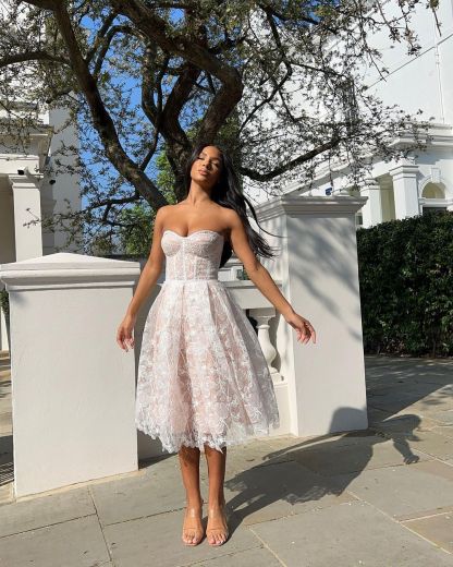 Ladies' Sexy Cup Embroidered Lace Evening Dress, Evening Women's Beach Resort Dress, Tight Skincare Dress-consonak