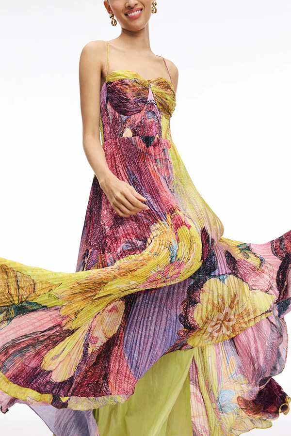 Vibrant and Bold Floral Print Sweetheart Neck Pleated Maxi Dress-consonak