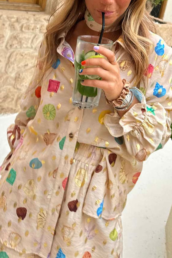 Fashionable Gold Stamping Unique Printing Lapel Long Sleeve Shirt and Elastic Waist Casual Pocket Shorts Set-consonak