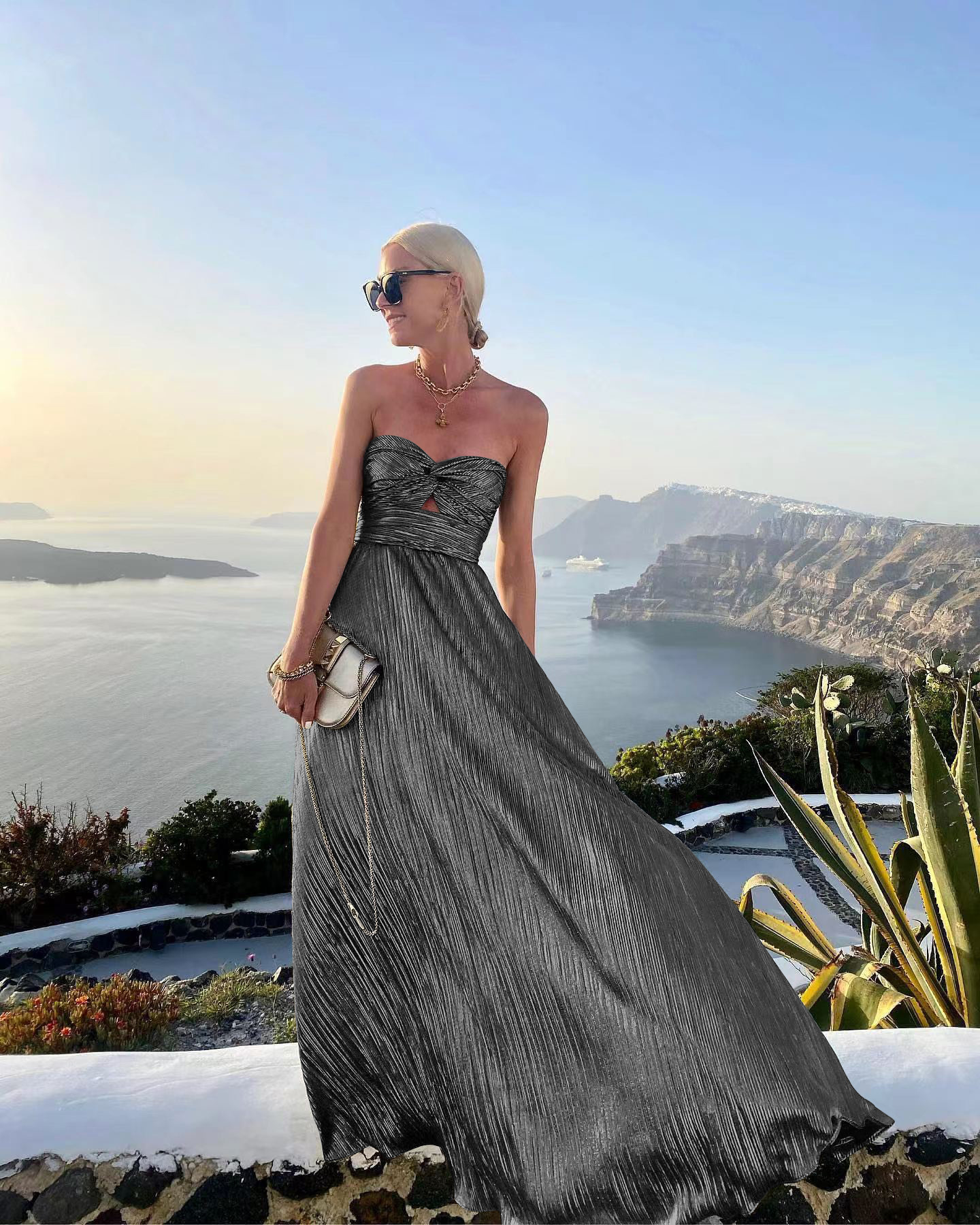 Women's new sexy wrapped chest bronzing solid color party dress INS casual swing dress-consonak