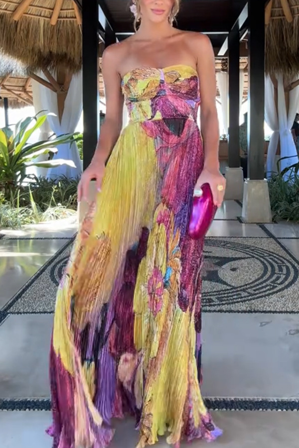 Vibrant and Bold Floral Print Sweetheart Neck Pleated Maxi Dress | Consonak