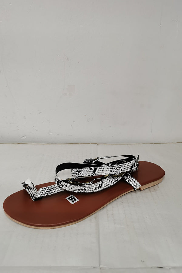 Stylish Round-toe Sandals Featuring A Snakeskin Print and Crisscross Straps.-Consonak