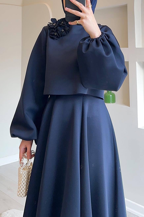 Solid Color Flower-embellished Lantern Sleeve Loose Top and Casual Maxi Skirt Set-consonak