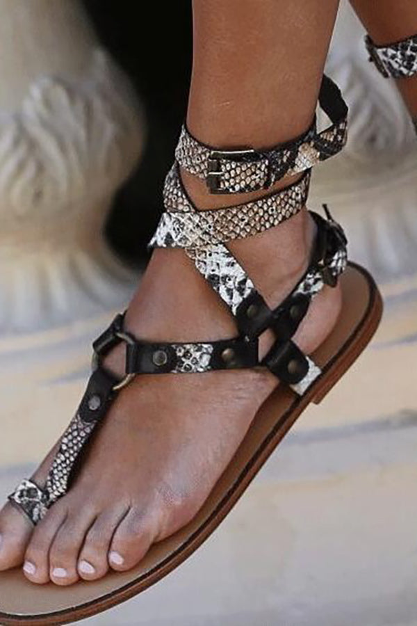 Stylish Round-toe Sandals Featuring A Snakeskin Print and Crisscross Straps.-Consonak