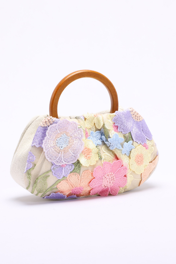 Elegant Floral Embroidered Handbag-consonak