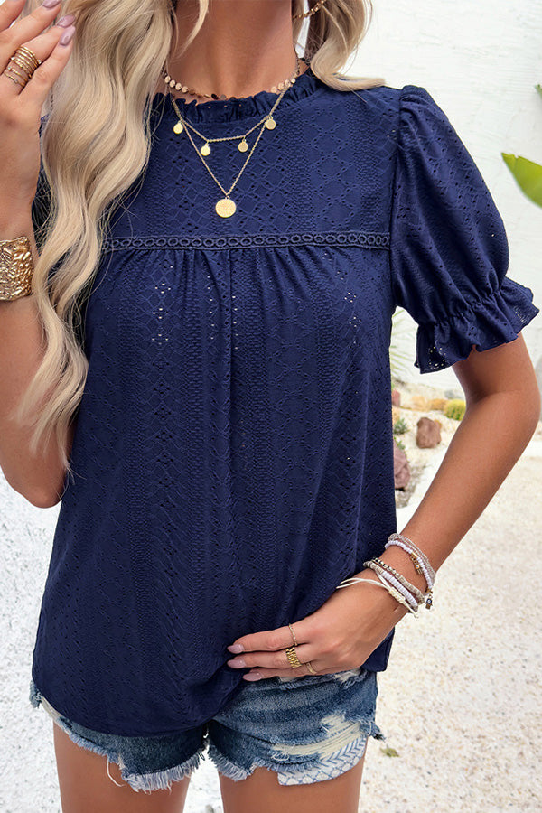 Solid Color Short Sleeved Patchwork Hollow Pleated Shirt-consonak