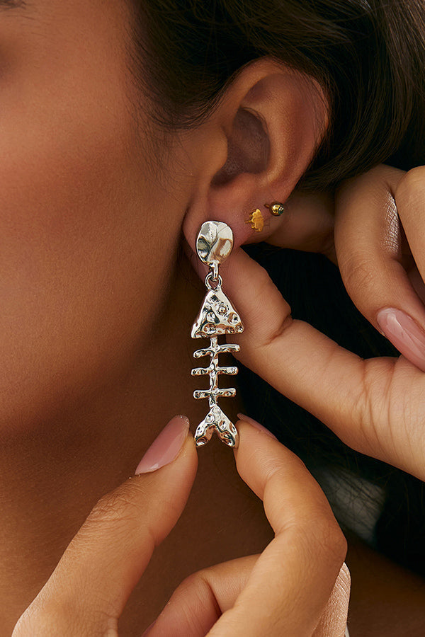 Fashionable Metal Fish Pendant Earrings-consonak
