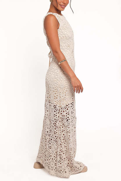 Effortlessly Chic Crochet Lace Floral Pattern Backless Lace-up Vacation Maxi Dress