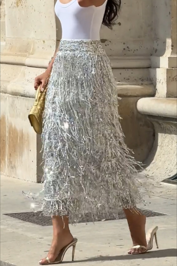 Evening Charm Layered Sequined Tassels High Rise Back Zipper Slit Midi Skirt | Consonak