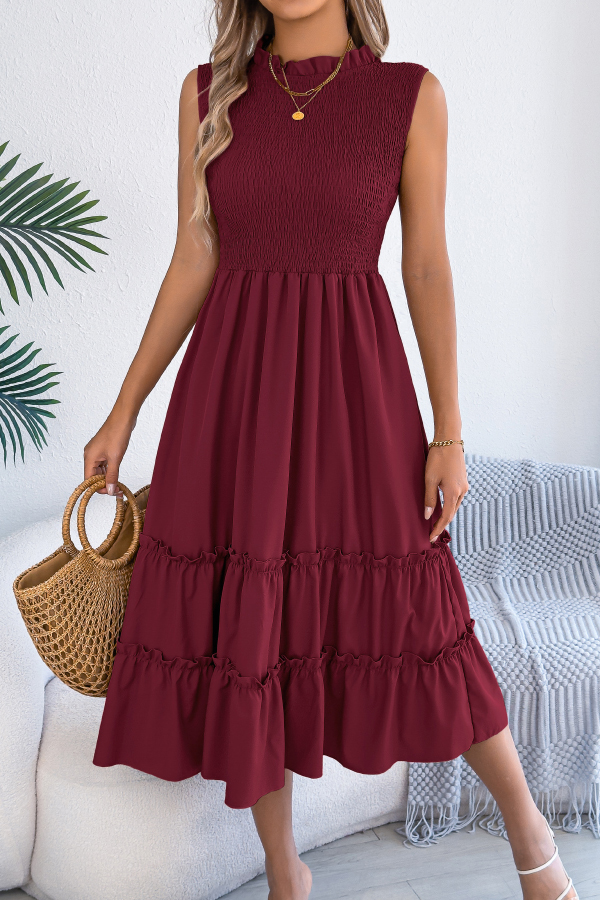 Solid Color Sleeveless Tucked Patchwork Casual Midi Dress-consonak