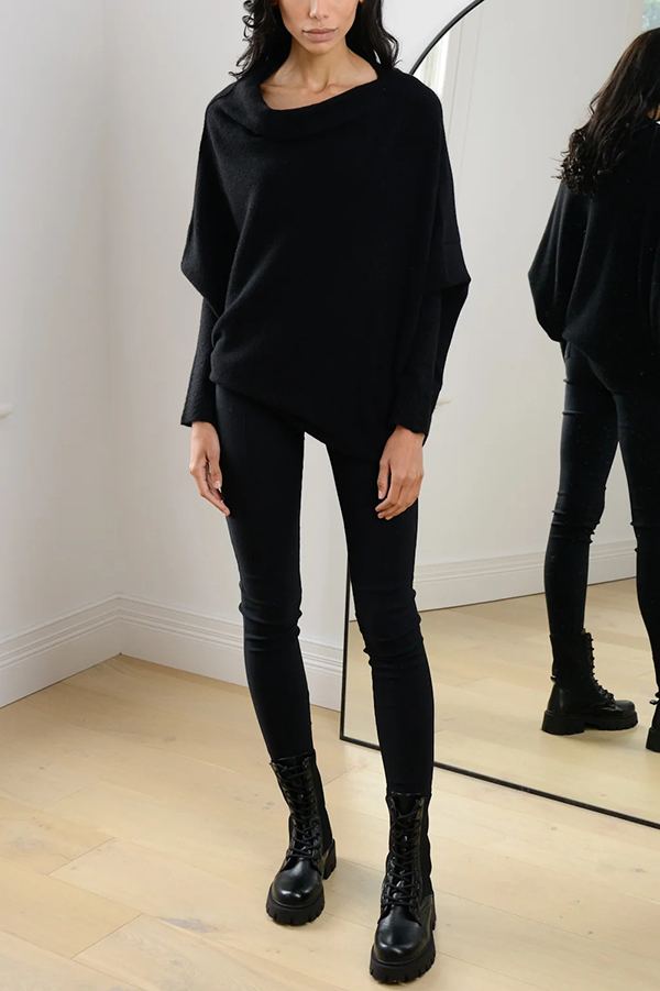 Solid Color Round Neck Long Sleeve Loose Knitted Sweater-consonak
