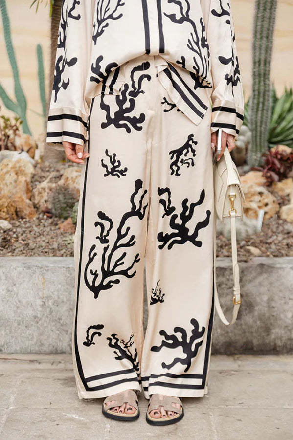 Light and Comfortable Satin Unique Print Elastic Waist Pocketed Wide Leg Pants-consonak