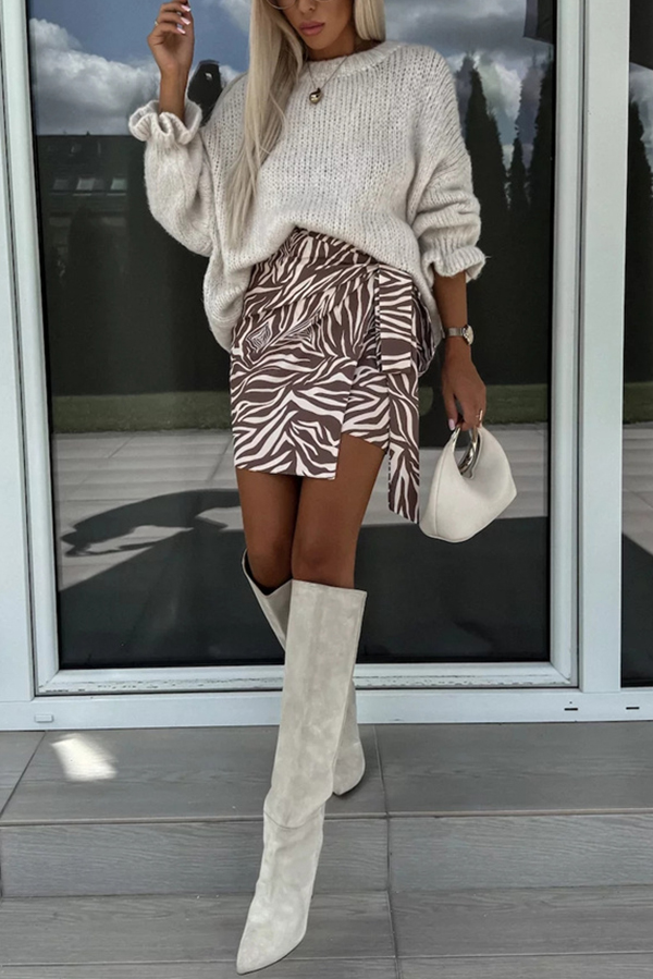 Solid Color Round Neck Ruffled Long Sleeve Knitted Sweater-consonak