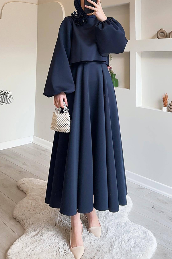 Solid Color Flower-embellished Lantern Sleeve Loose Top and Casual Maxi Skirt Set-consonak