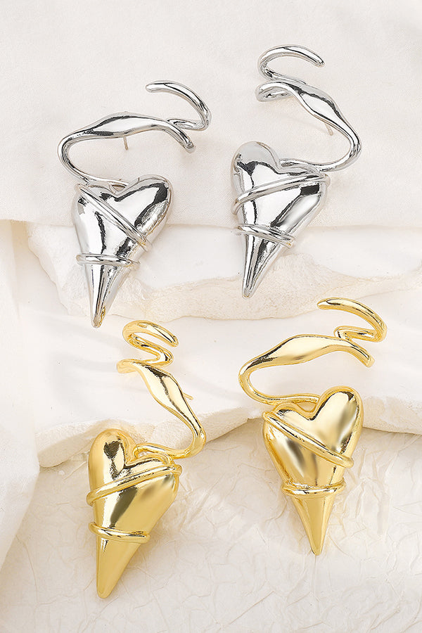Fashionable Thorn-wrapped Heart Earrings-consonak