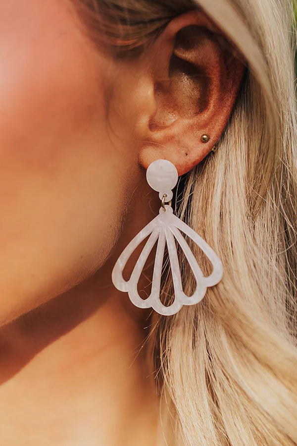 Happy Season Shell Shape Earrings-consonak