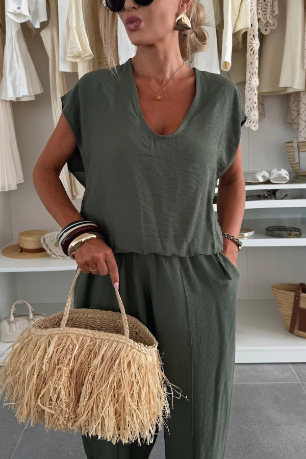 Linen Blend Solid Color V-neck Short-sleeved Top and Elastic Waist Pocket Bloomers Pants Set