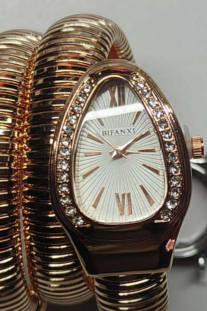 Fashionable Quartz Snake Bracelet Watch-consonak