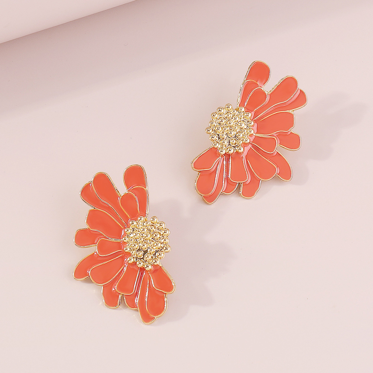 Retro Alloy Floral Pattern Earrings-consonak