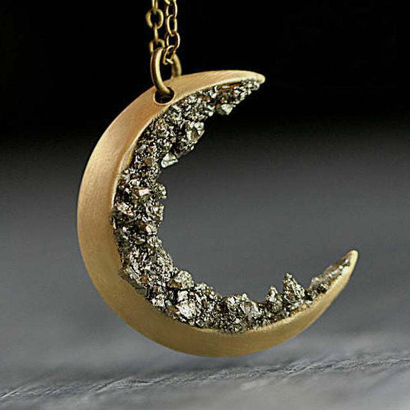 Vintage Moon-shaped Diamond Necklace-consonak