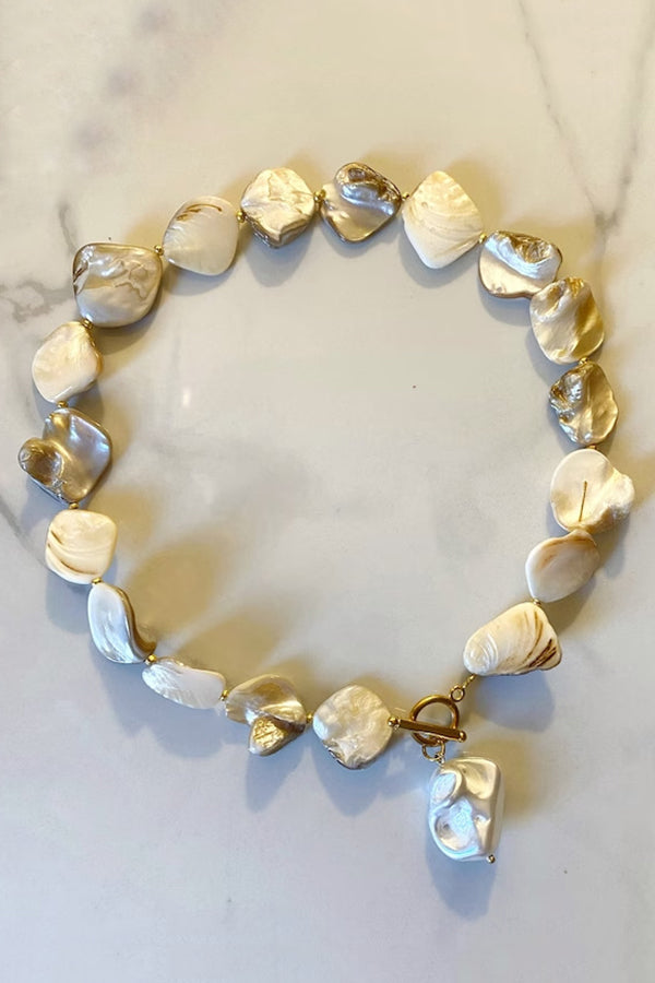 Exaggerated Irregular Shell Collarbone Necklace-consonak