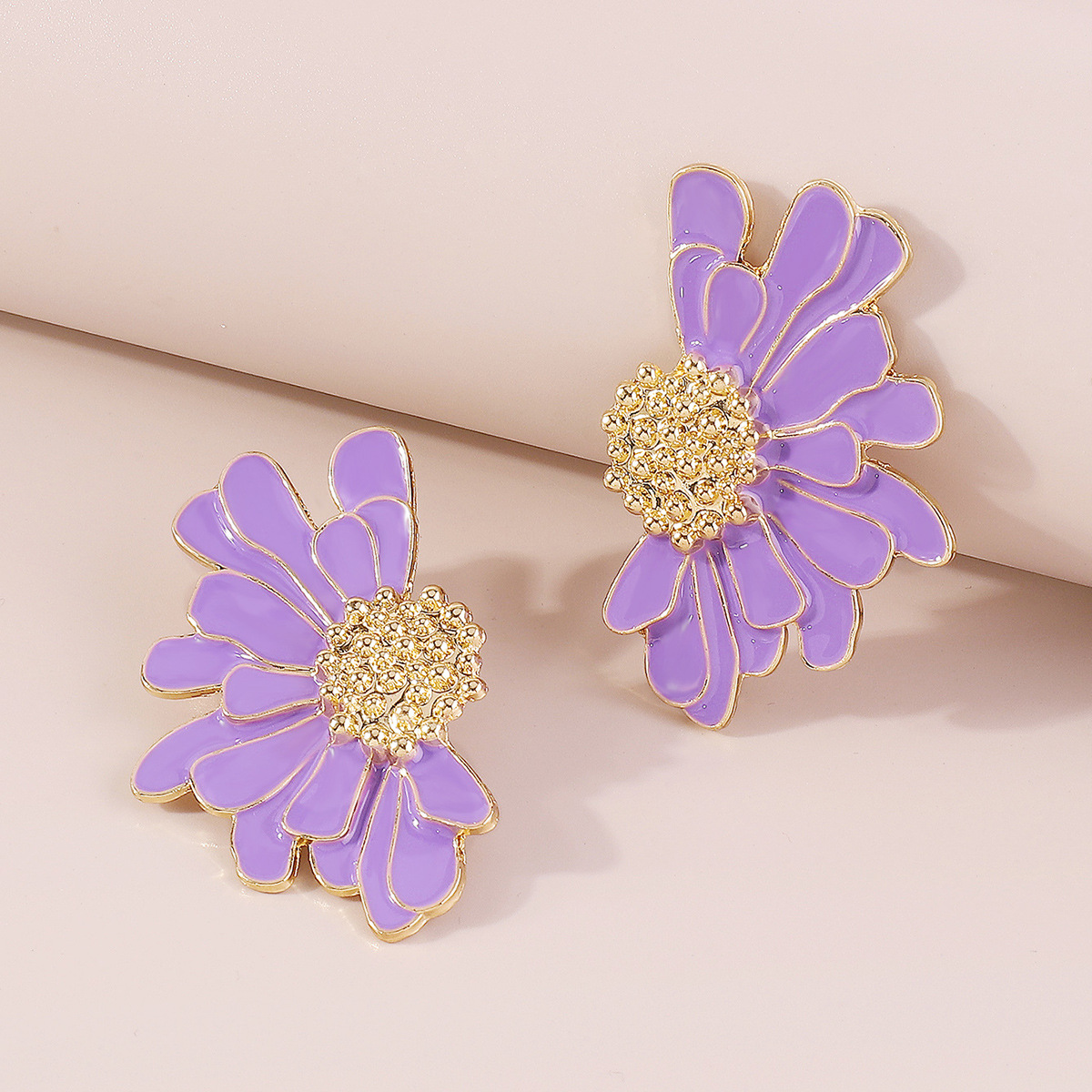 Retro Alloy Floral Pattern Earrings-consonak