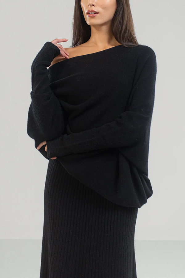 Solid Color Round Neck Long Sleeve Loose Knitted Sweater-consonak