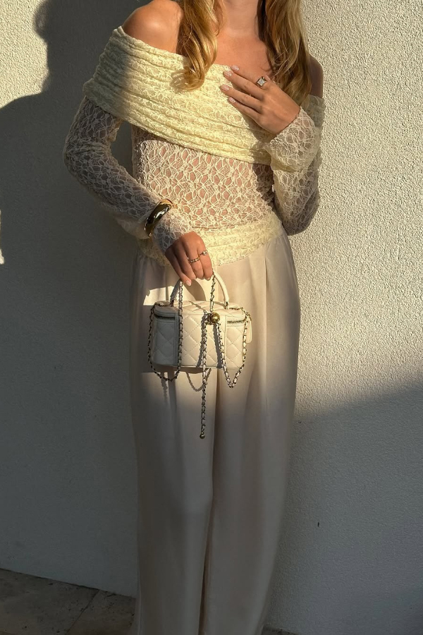 Solid Color Off-shoulder Long-sleeved Elegant Slim-fit Lace Top