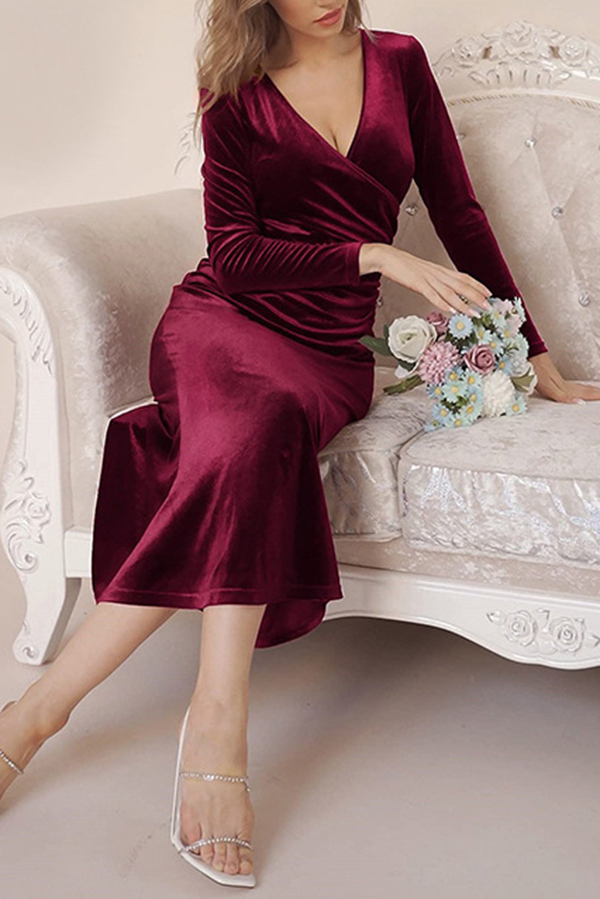 Solid Color Velvet Long Sleeve V-neck Slim Fit Fishtail Maxi Dress | Consonak