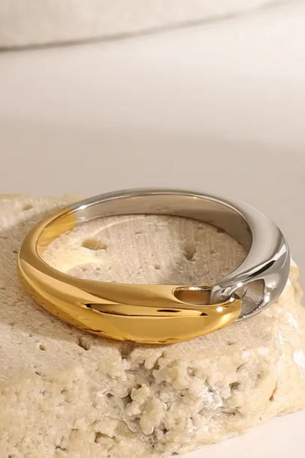 Fashionable Gold and Silver Color Matching Stainless Steel Simple Ring-consonak