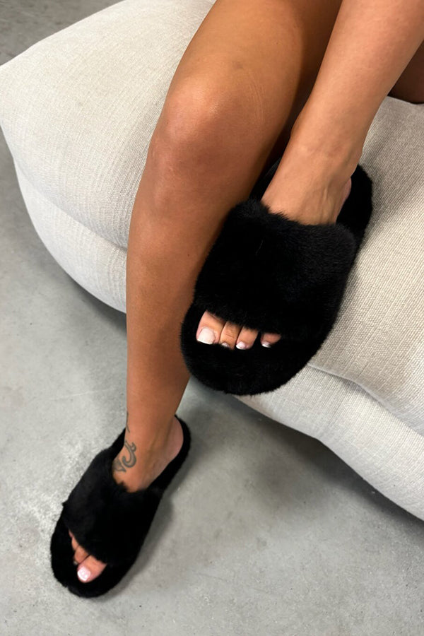 Casual Thick Sole Juwai Plush Slippers | Consonak