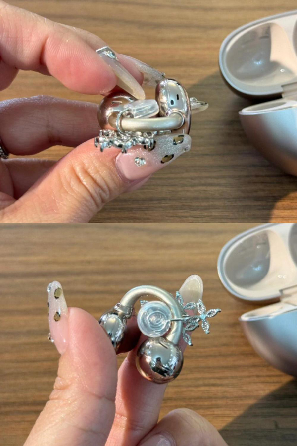 Exquisite Four-pointed Star-shaped Zircon Headphone Clip