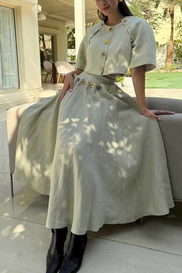 Custom Look Linen Blend Unique Metal Pattern Buttons Slit Half Sleeve Crop Jacket | Consonak