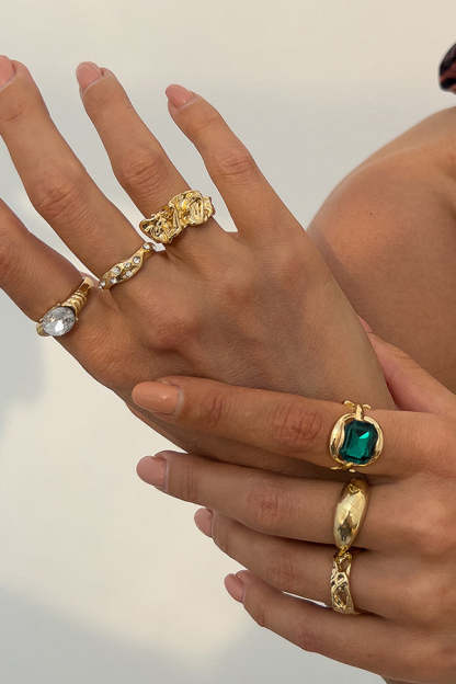 Fashionable Hollow Diamond Irregular Retro Ring-consonak