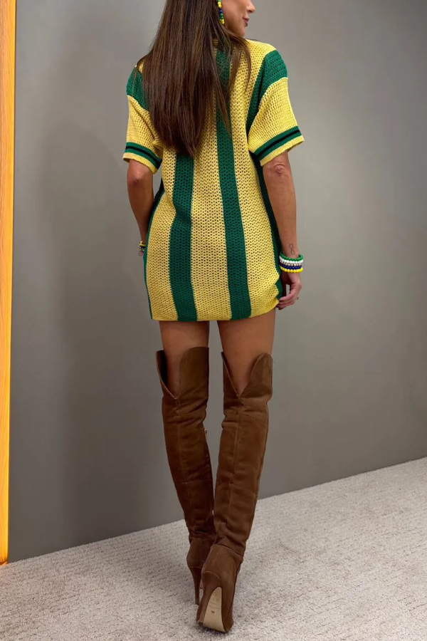 World Cup Letter Jacquard Loose V-neck Short-sleeved Knit Top