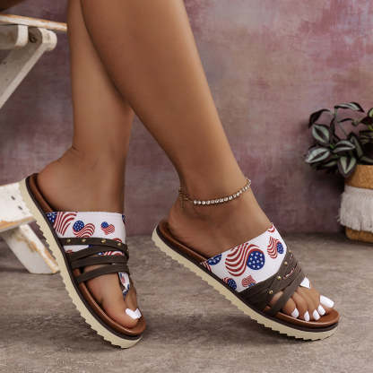 Independence Day Heart Shaped Flag Print Retro Strappy Rivet Beach Slippers-consonak