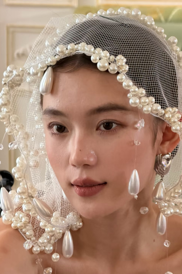 Elegant Retro Pearl Tassel Veil | Consonak