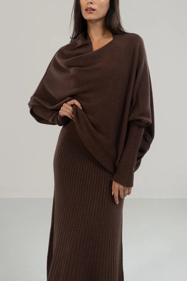 Solid Color Round Neck Long Sleeve Loose Knitted Sweater-consonak