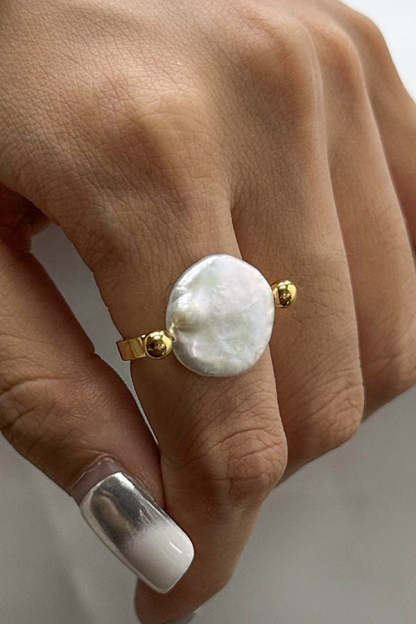 Fashion Button Pearl Polished Elegant Ring-consonak