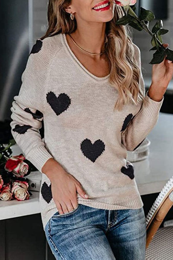 Stylish Color-blocked Heart-patterned Long-sleeved Loose Knit Sweater-consonak