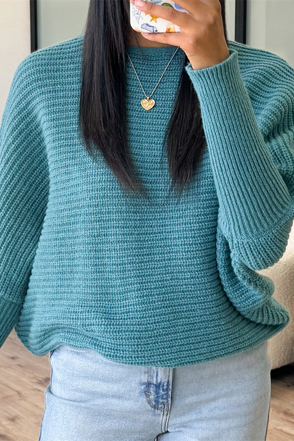 Fashionable Round Neck Bat Sleeve Knitted Sweater-consonak