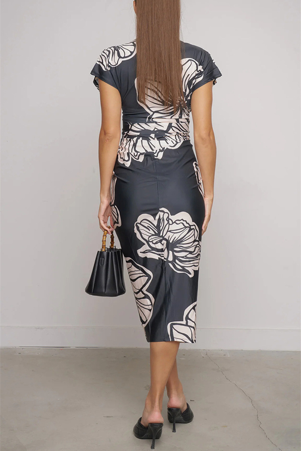 Bella Contrast Color Unique Print Dolman Sleeve Ruched Slit Midi Dress | Consonak