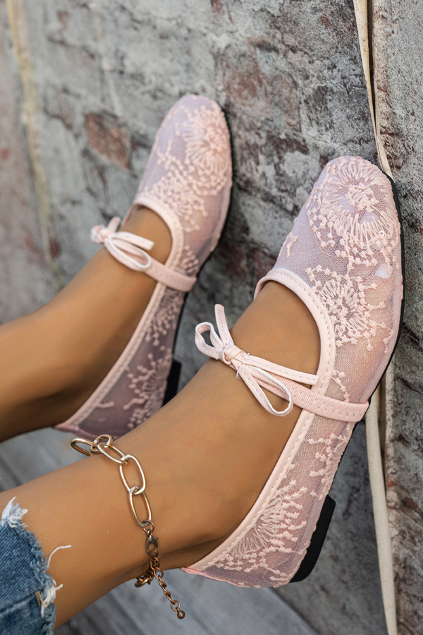 Fashionable Sequined Embroidered Square-toe Flat Casual Shoes | Consonak
