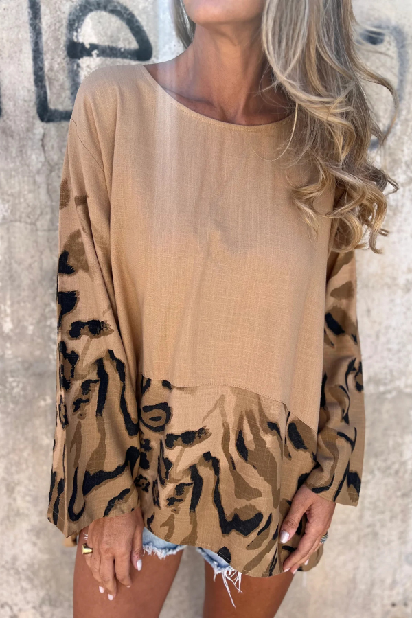 Leopard Print Loose-fitting Round Neck Long-sleeved Casual Top-consonak