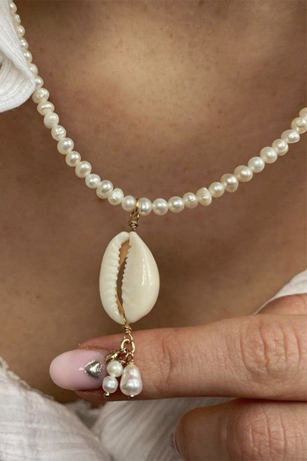 Elegant Pearl Shell Necklace-consonak