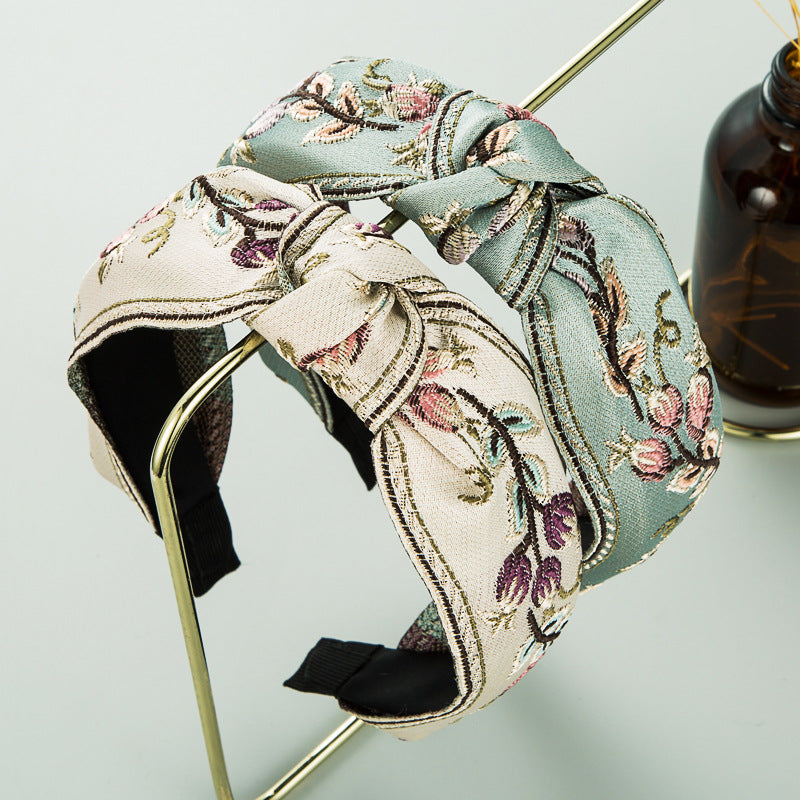 Retro Embroidered Knotted Fabric Headband | Consonak