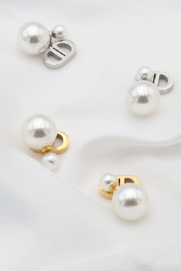 Vintage Double D Shape Pearl Earrings | Consonak