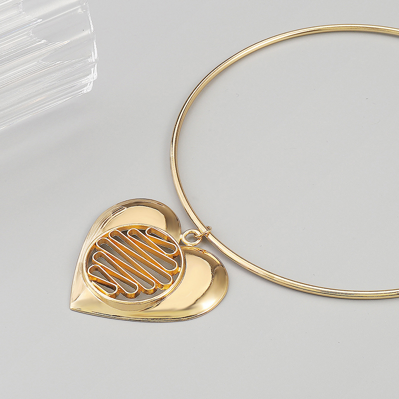 Hollow Love Metal Style Simple Necklace-consonak